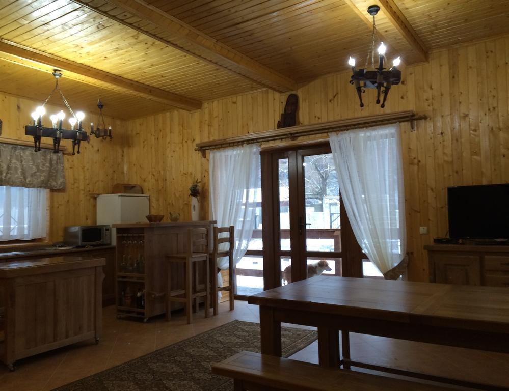 Guest House In Carpathians ميغوفو الغرفة الصورة